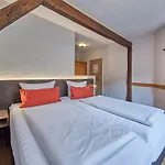 Reiler Hof Отель 4*