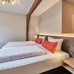 Reiler Hof מלון רייל