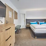 Отель Reiler Hof